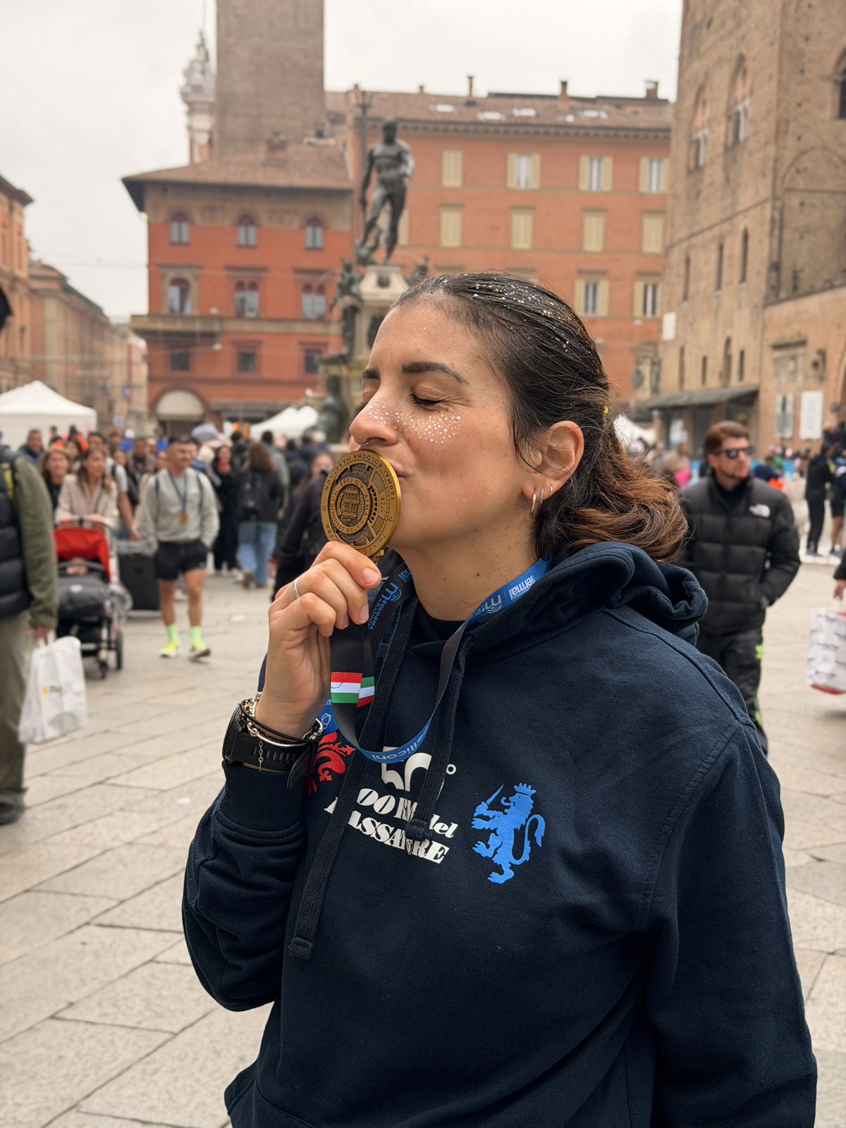 image00006 con la medaglia della Bologna Marathon